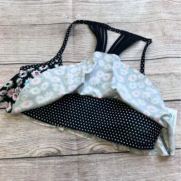 Daisy High Neck Bikini Swim Top - Picture 2 of 4